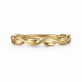 14K Yellow Plain Gold Stackable Ladies Ring Vintage Craft