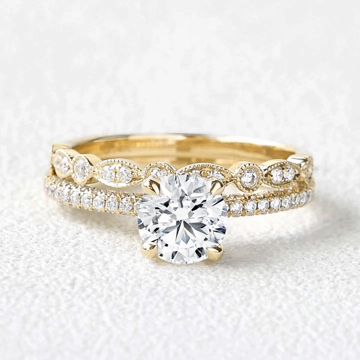 1.0-2.0ct Round Lab Grown Diamond Classic 4-Prong Solitaire Ring Sets 2PCS Cool Texture Precious Finish