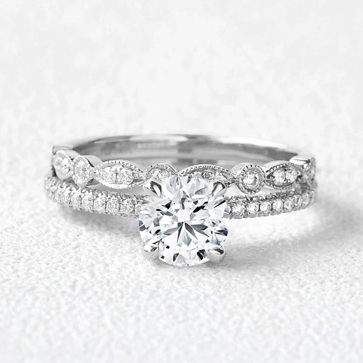 Delicate Glow Special Touch 1.0-2.0ct Round Lab Grown Diamond Classic 4-Prong Solitaire Ring Sets 2PCS