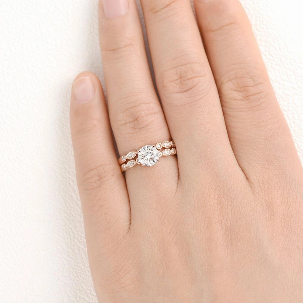 1.0ct Moissanite Classic Four Prongs Ring Set 2pcs Timeless Duo Radiant Touch