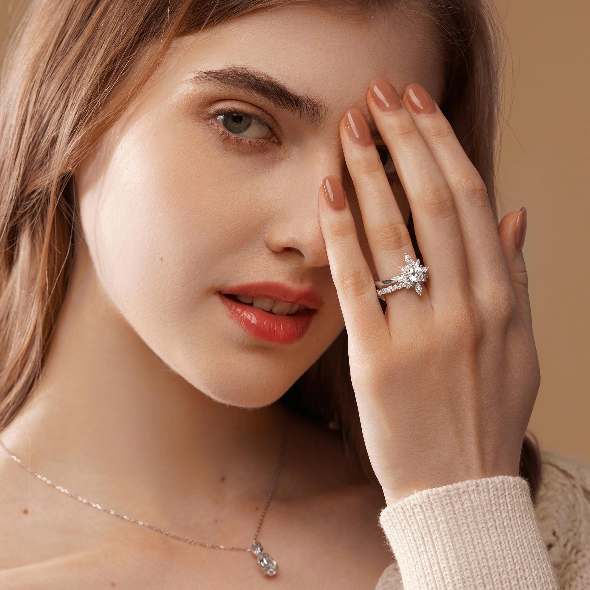 Chic Finish Dramatic Look 1.0ct Round Cut Moissanite Floral Marquise Cluster Ring Set 2pcs