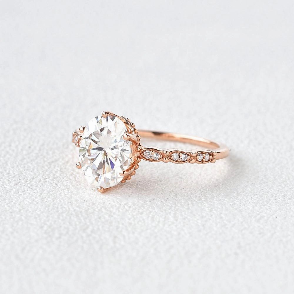 Daily Look Exclusive Design 1.5ct Oval Cut Moissanite Rose Gold Ring