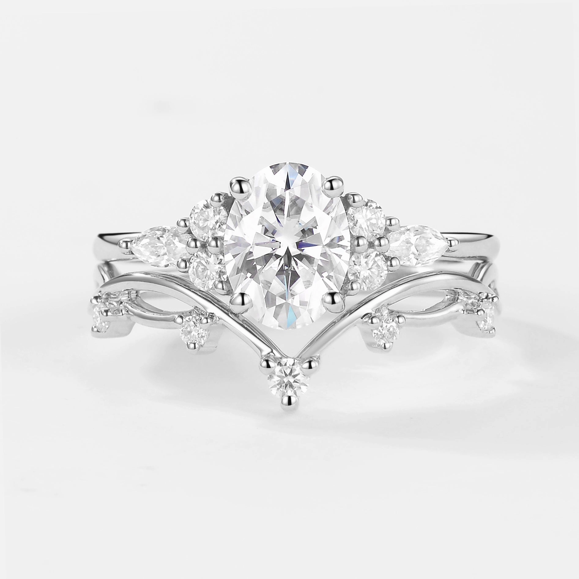 Finest Feature Sparkling Detail 1.5ct Oval Moissanite Leafy Ring Set 2pcs - Ona