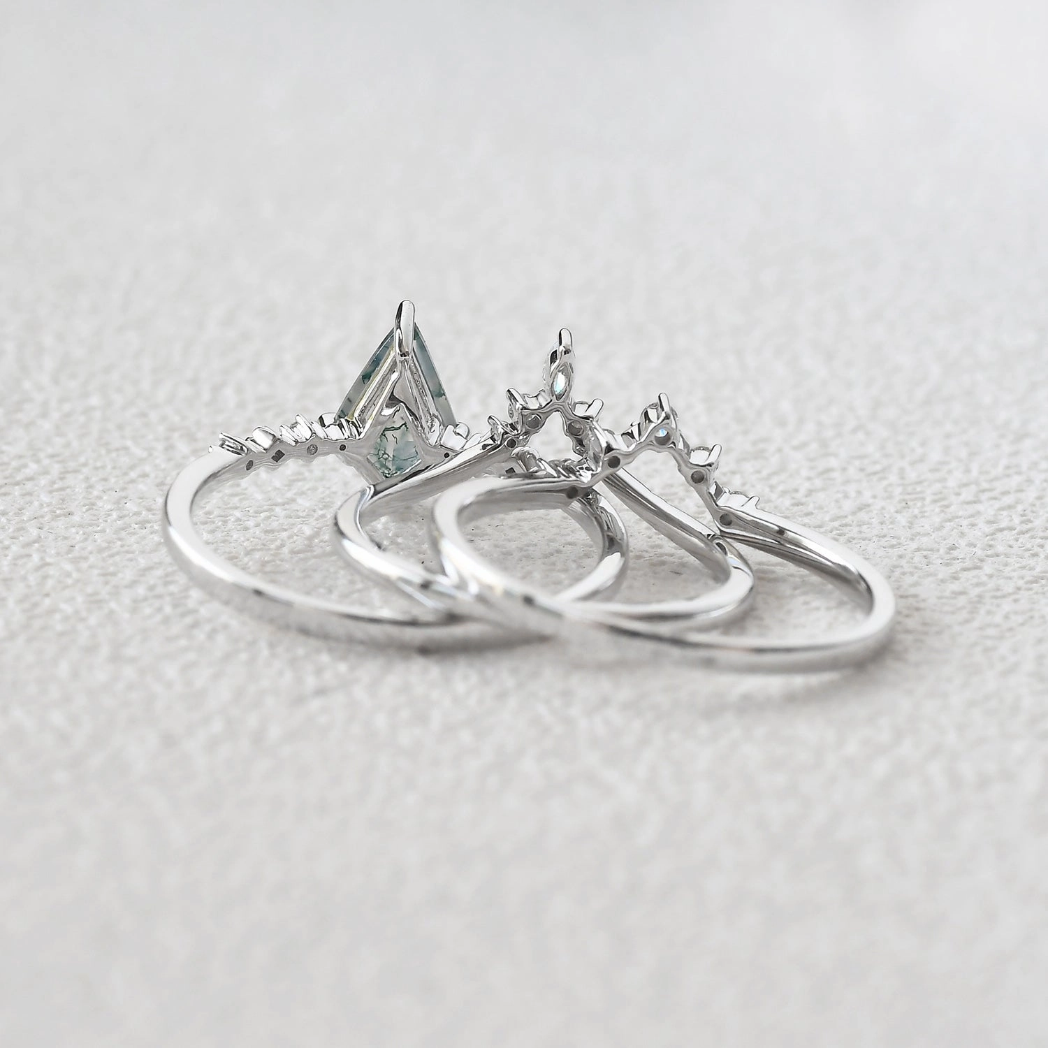 Statement Touch 1.5ct Vintage Moss Agate Engagement Ring Set 3pcs