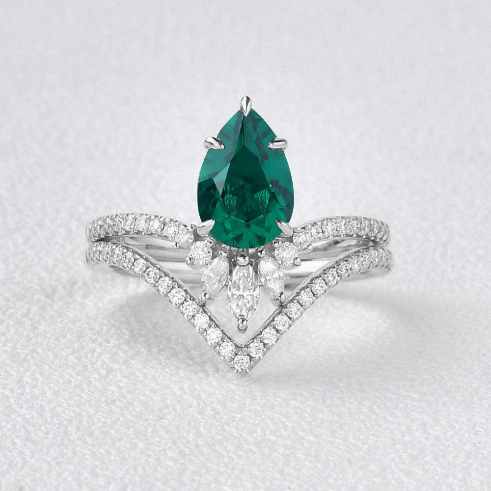 1.7ct Pear Emerald Classic Vintage Ring Set 2pcs - Mila Sweet Detail