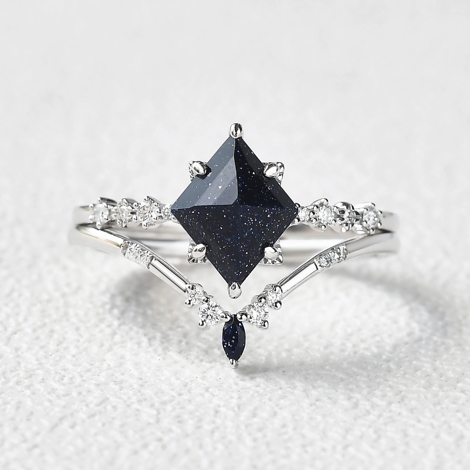 2.0ct Blue Sandstone Minimalist Ring Set 2pcs Smooth Fit