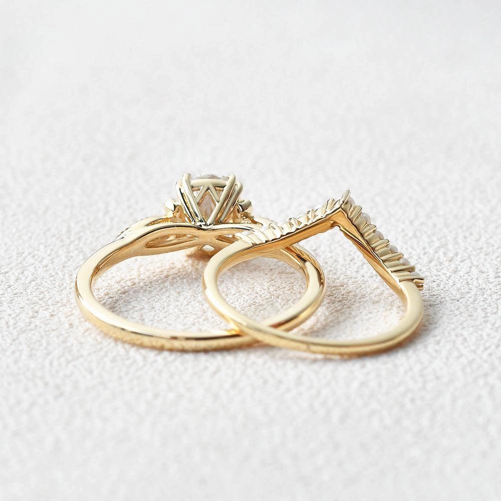 2.0ct Cushion Cut Moissanite Pearl-fect Vintage Cluster Ring Set 2pcs Delicate Craft Sparkle Style