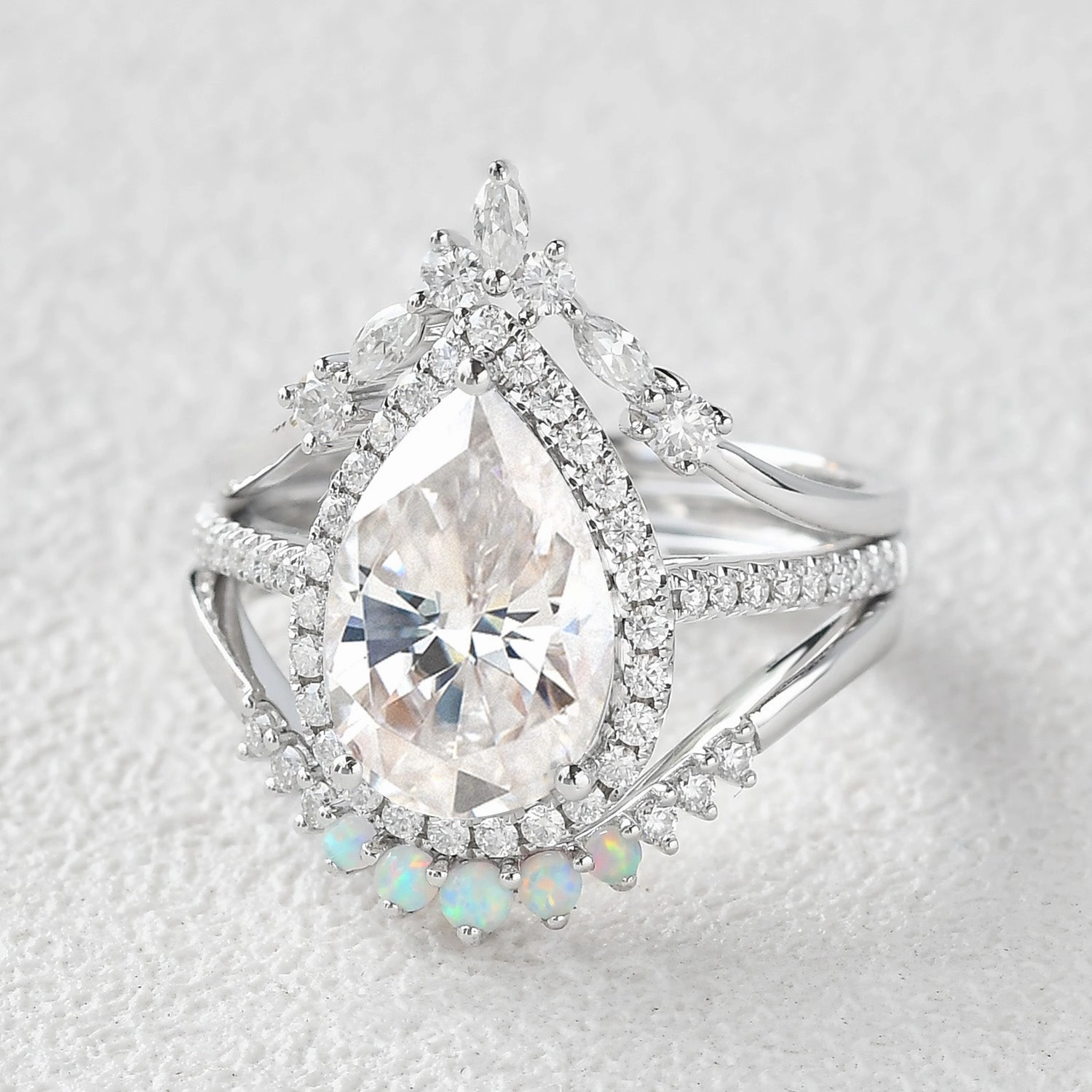 Daily Fashion Chic Charm 3.5ct Pear Shaped Moissanite Inspired Ring Set 3pcs