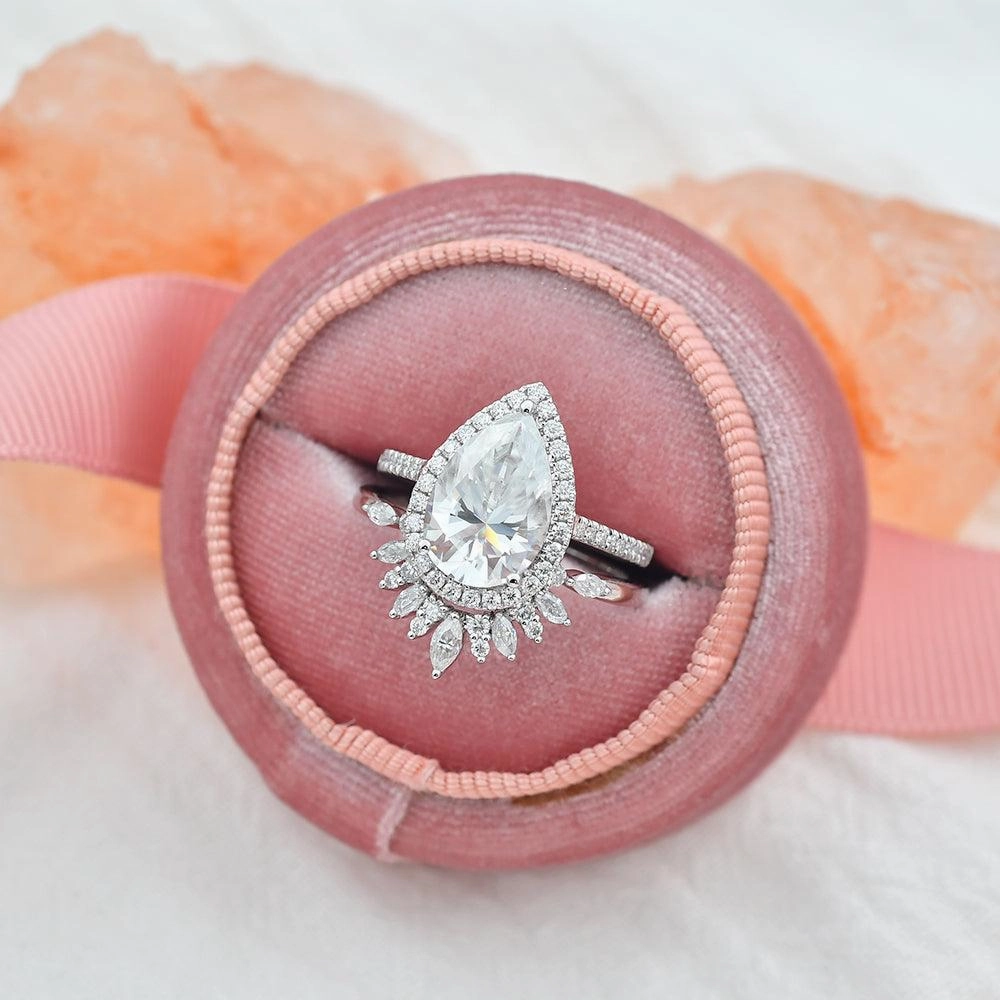 Handcrafted Touch 3.5ct Pear Shaped Moissanite White Gold Halo Ring Set 2pcs