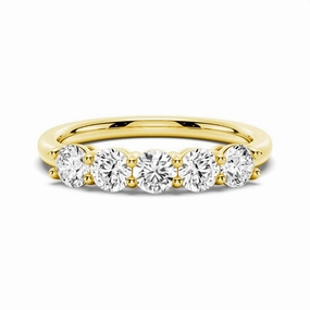 Elegant Finish 3.75mm 5 Stone Shared Prong Moissanite Anniversary Band