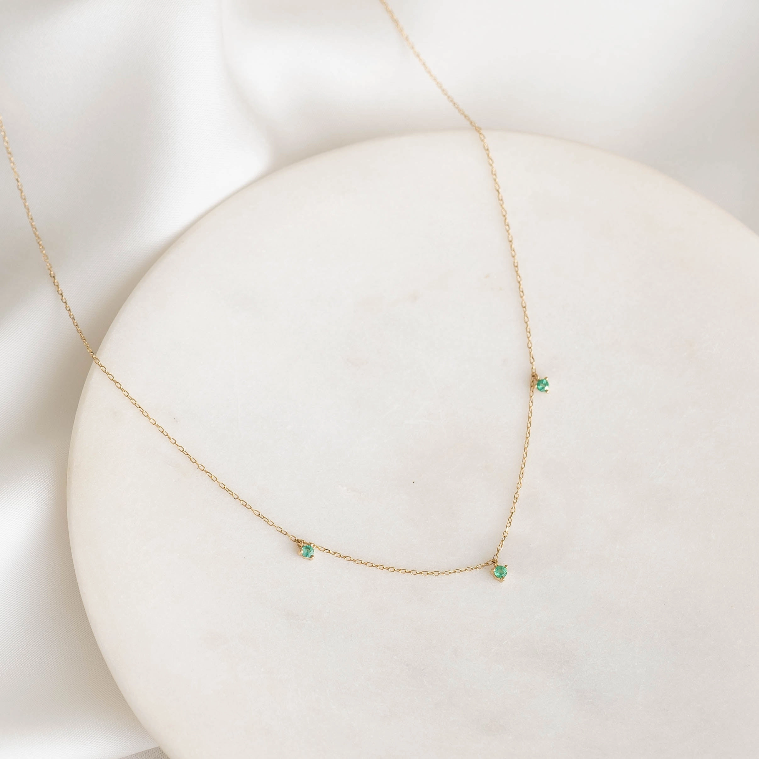 Signature Style 3-Emerald Necklace 14k Gold - Rosalia