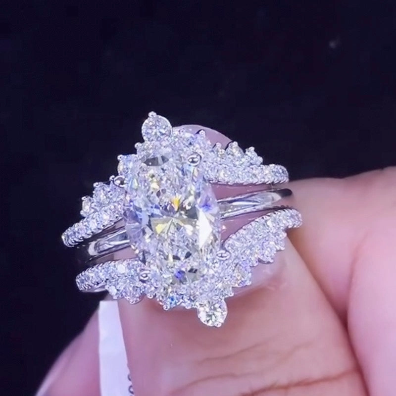 3PC 4.0Ct Oval Cut Vintage Wedding Ring Set With Two Crowned Shaped Wedding Bands Trendy Layer Light Fit