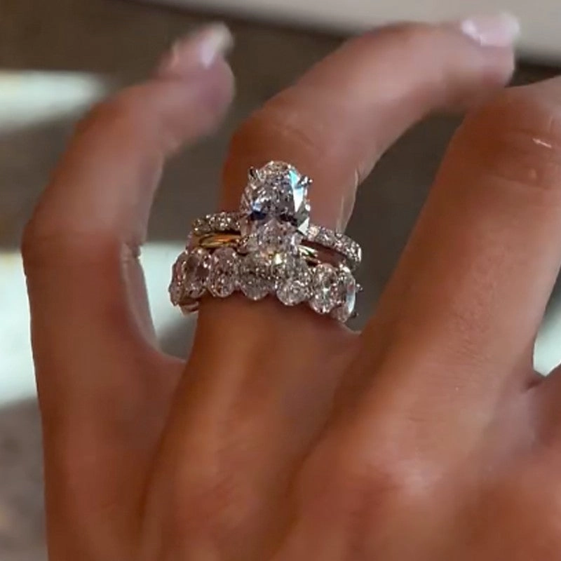 Minimal Sparkle 3PC 4.0Ct Oval Cut Wedding Ring Set Travel Ring For Her With Two Classic Wedding Bands