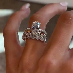 Bold Texture 3PC 4.0Ct Oval Cut Wedding Ring Set Travel Ring For Her With Two Classic Wedding Bands