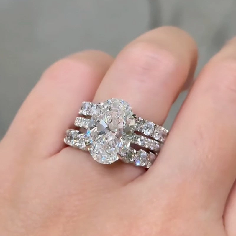 Playful Spark Cozy Look 3PC 6.0Ct Oval Cut Wedding Ring Set With Two Classic Round Cut Wedding Bands