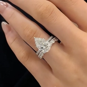 Radiant Shine Look Ethereal Vibe 4.5Ct Pear Cut Wedding Ring Set With Round Cut Eternity Wedding Band