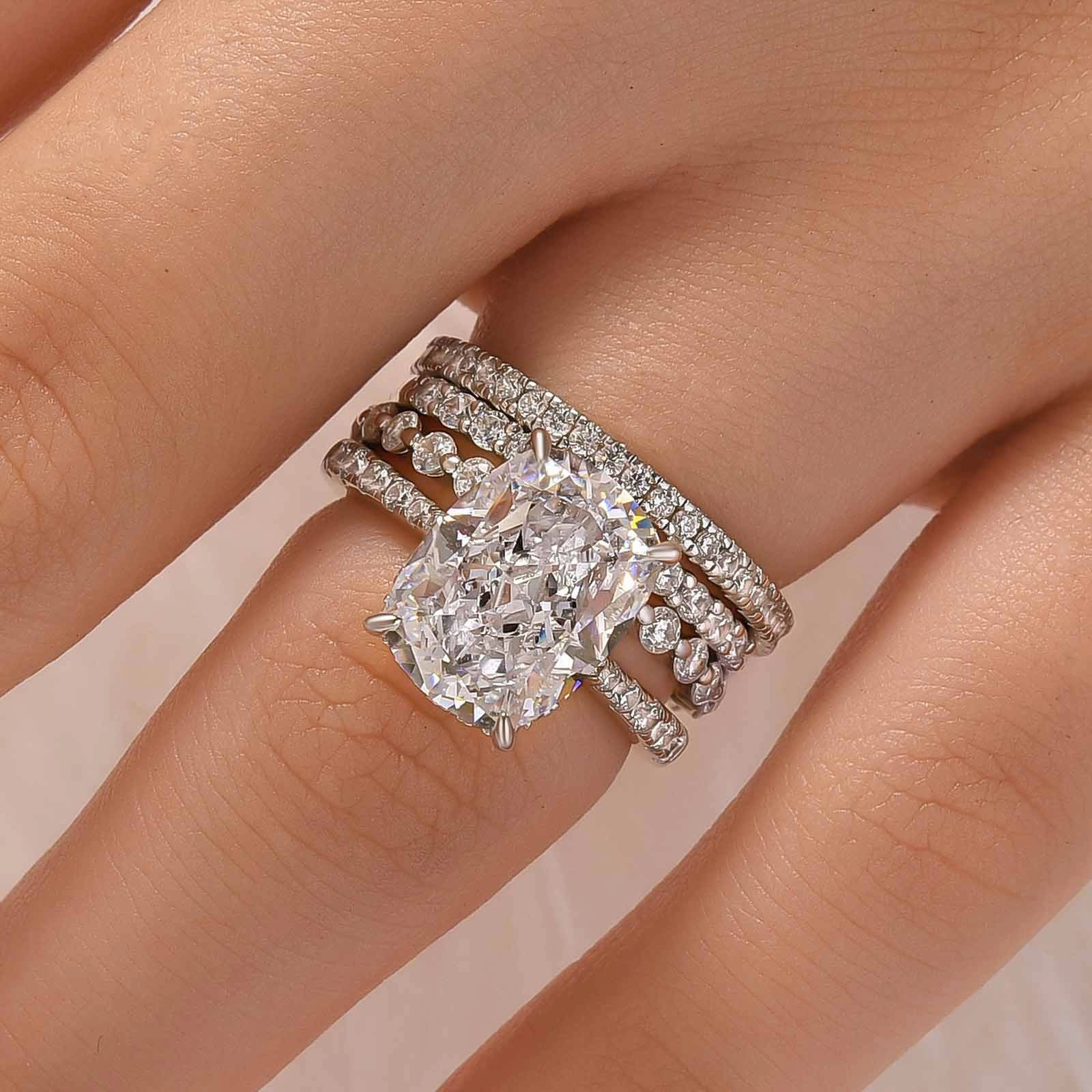 4PC 6.5Ct Cushion Cut Wedding Ring Set With Three Classic Wedding Bands Casual Elegance Premium Touch