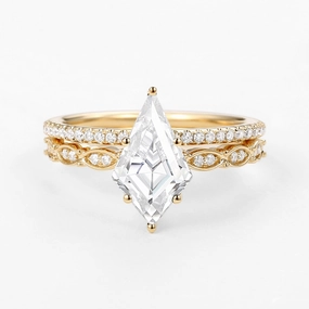 Kite Cut Moissanite Engagement Ring with Straight Band Set 2pcs Fashion Statement Simple Detail