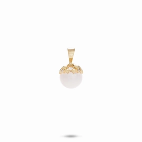 Hawaiian Quilted Star Akoya White Pearl Pendant in Gold - 8mm refined design Chic Edge