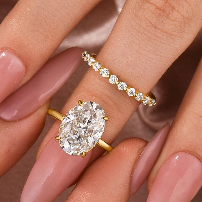 Sophisticated Finish Contemporary Craft Solitaire 5.5Ct Oval Cut Yellow Gold Moissanite Wedding Ring Set With Round Cut Wedding Band