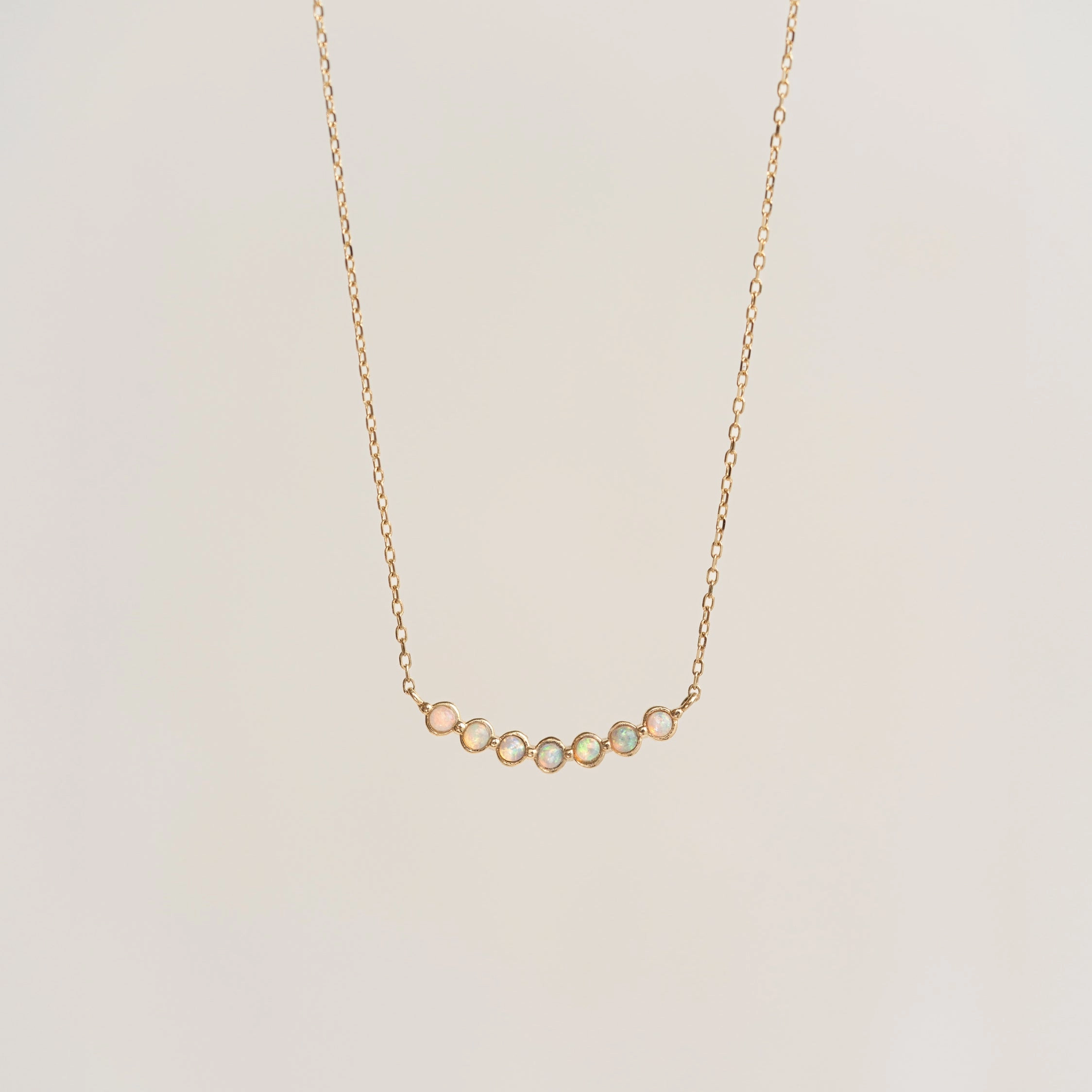 Common Piece Knotted Piece October Birthstone Necklace 14k Gold - Opal