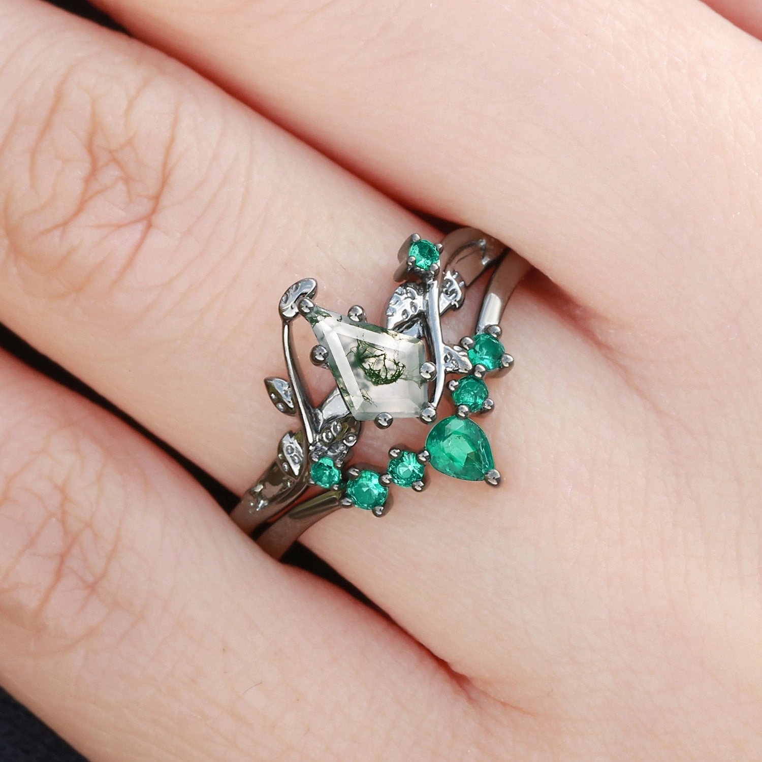 Black Gold Kite Cut Moss Agate & Lab Emerald Leafy Bridal Ring Sets 2pcs - Willow Fashion Focus Effortless Finish