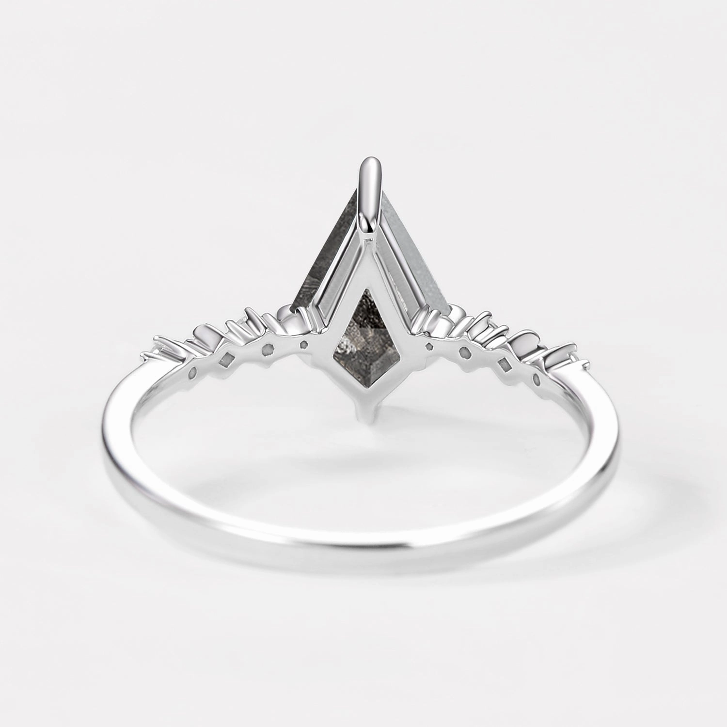 Bright design Sophisticated Style Black Rutilated Quartz Minimalism Engagement Ring