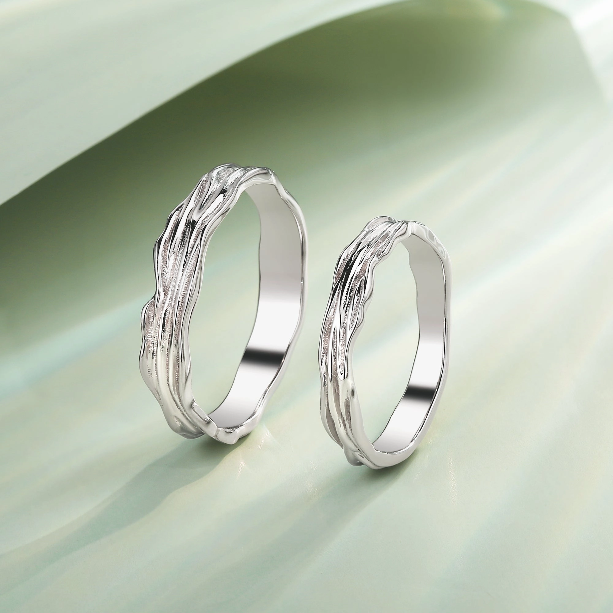 Petite Touch Minimalism Engraved Couple Ring Set 2pcs - Ripple
