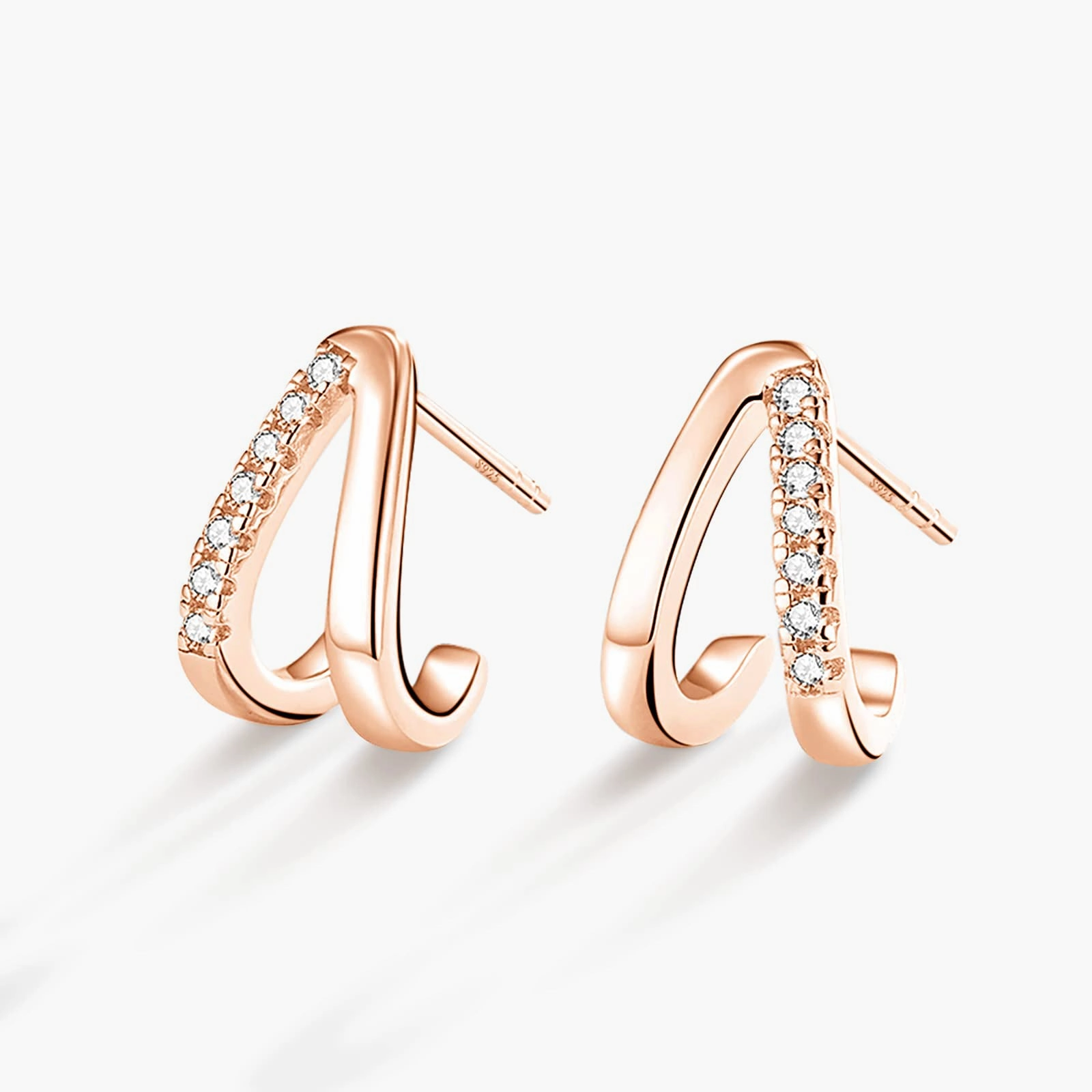 Bright Highlight Women's Washer Curved Earrings