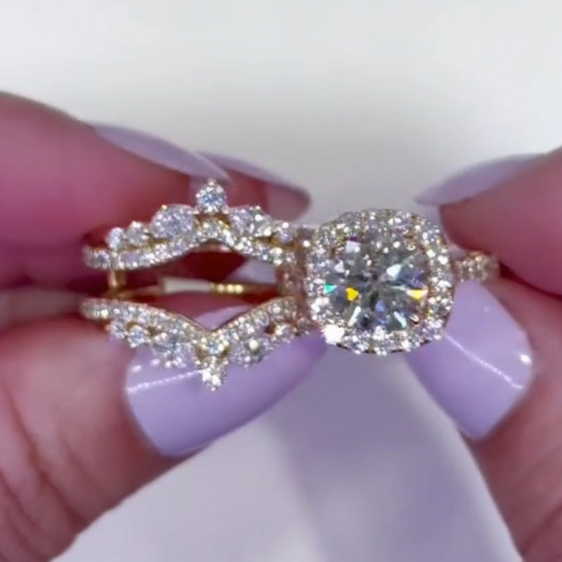 Chic Style Artistic Creation Halo Round Cut 2.0Ct Insert Wedding Ring With Vintage Engagement Ring Enhancer