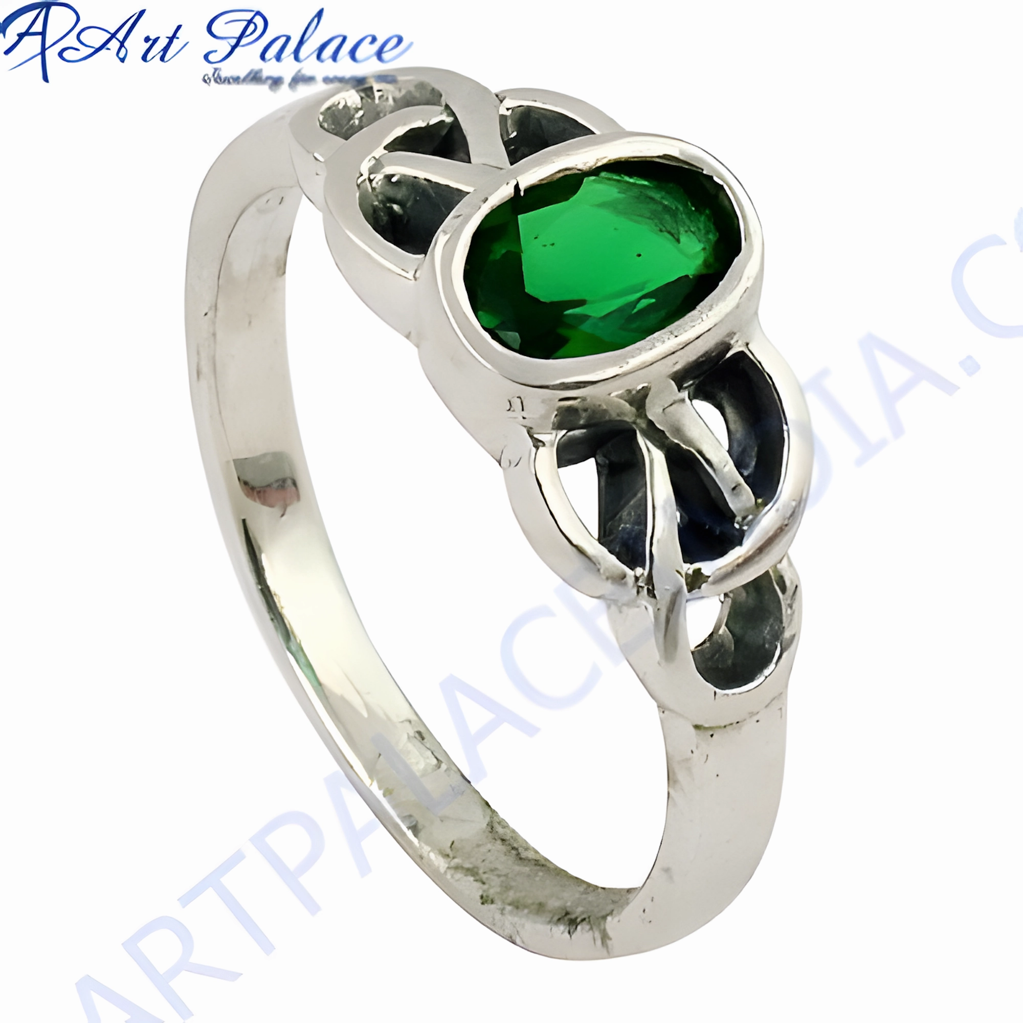 Charming Green Cubic Zirconia Gemstone Silver Ring - Elegant Jewelry for Women Fresh Detail