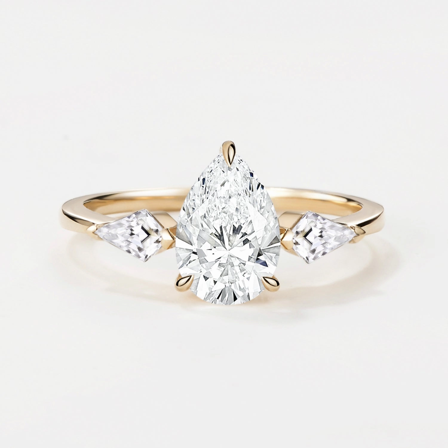 Evening Detail Luxury Ready 1.0ct Pear Shaped Colorless Lab Grown Diamond Three Stone Gold Ring