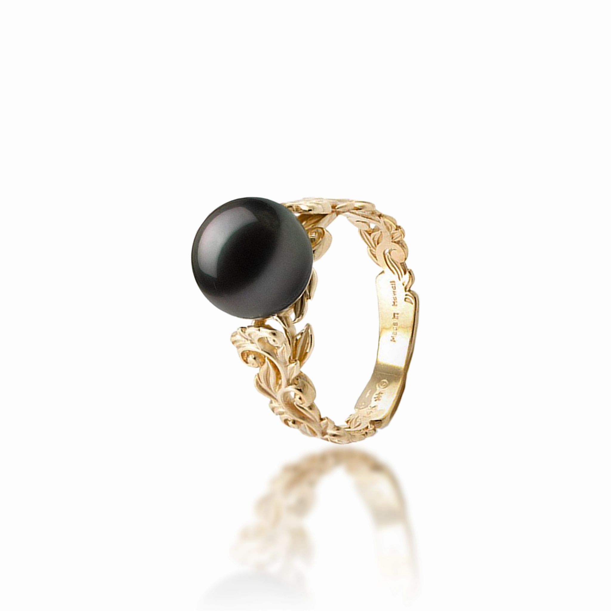 Seasonal accessory Living Heirloom Tahitian Black Pearl Ring in Gold - 8-9mm