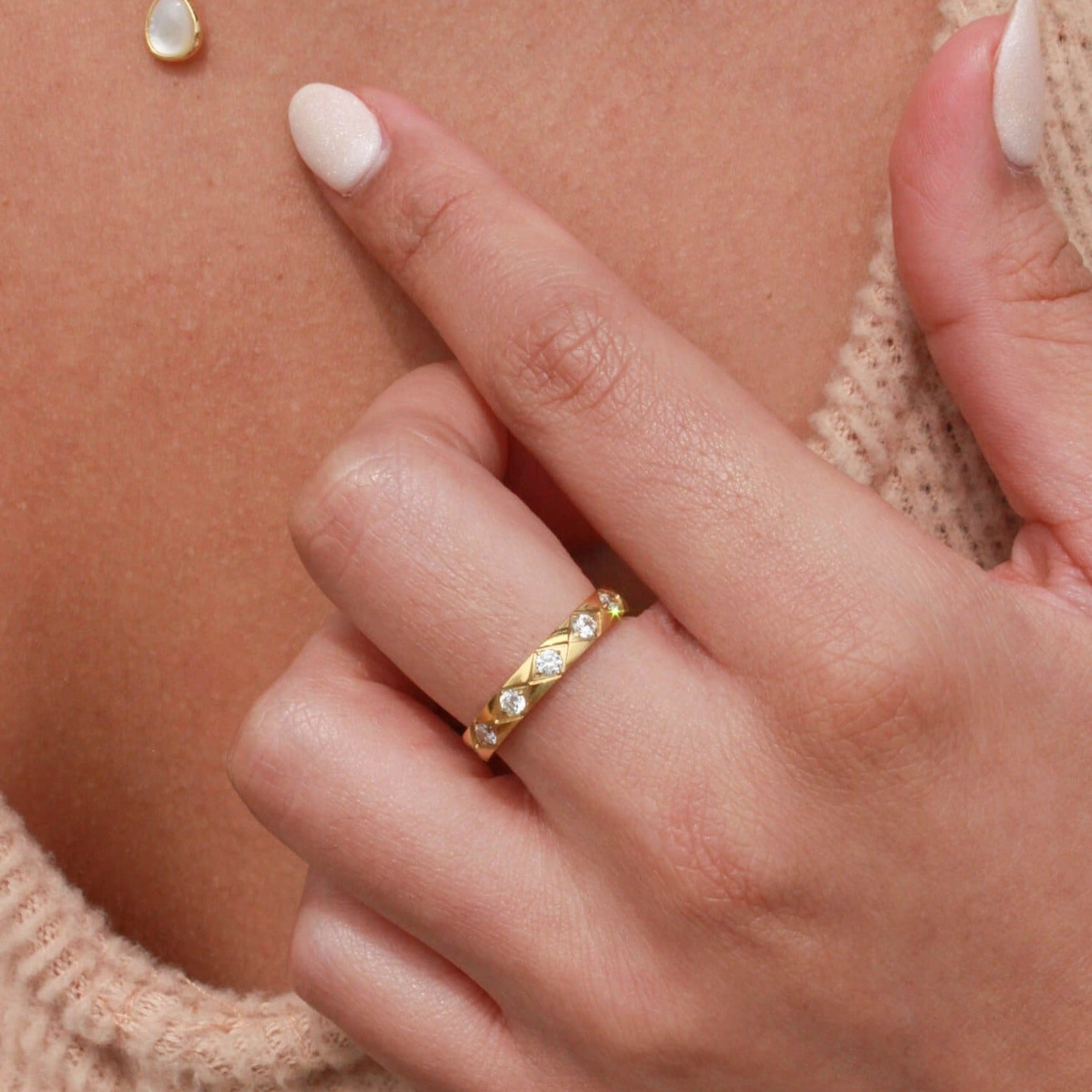 SOPHIE RING Modern Accent