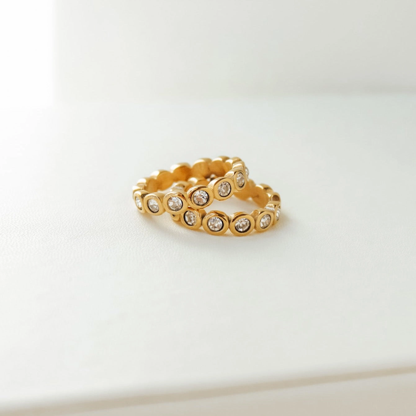 FALLON CZ DIAMOND ETERNITY RING Trend Piece Modern Texture