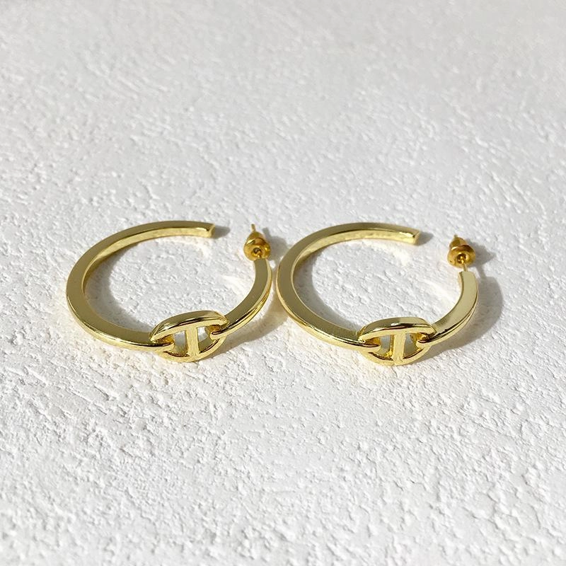 Coffee Bean C-shape Earrings Fashionable Vibe Pretty Product