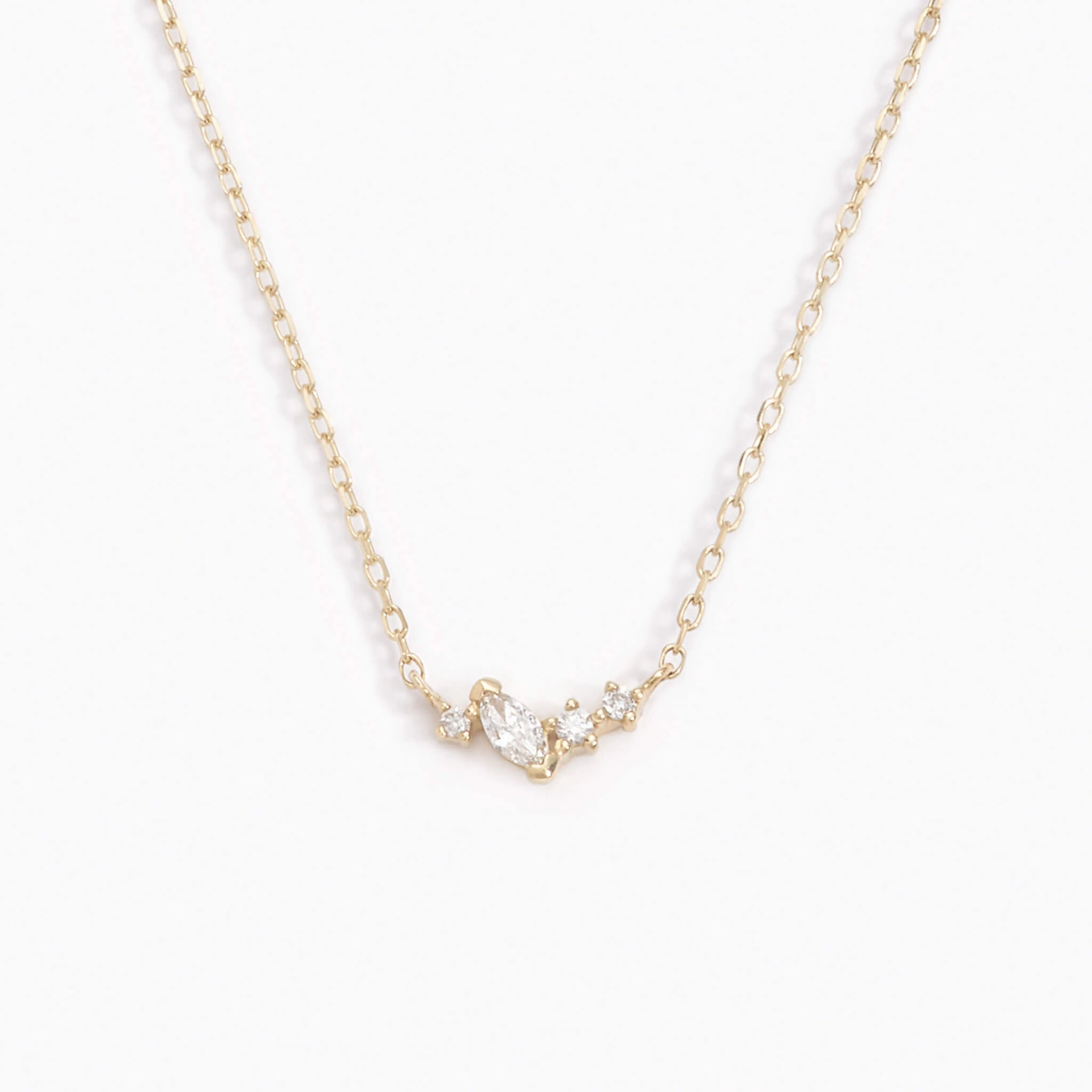 Diamond Cluster Necklace - Estrella Stylish Shape Clean Detail