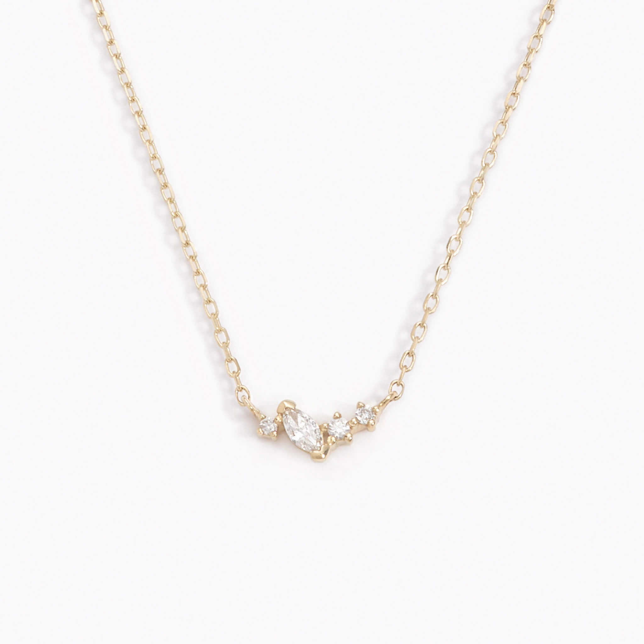 Diamond Cluster Necklace - Estrella Artistic Form