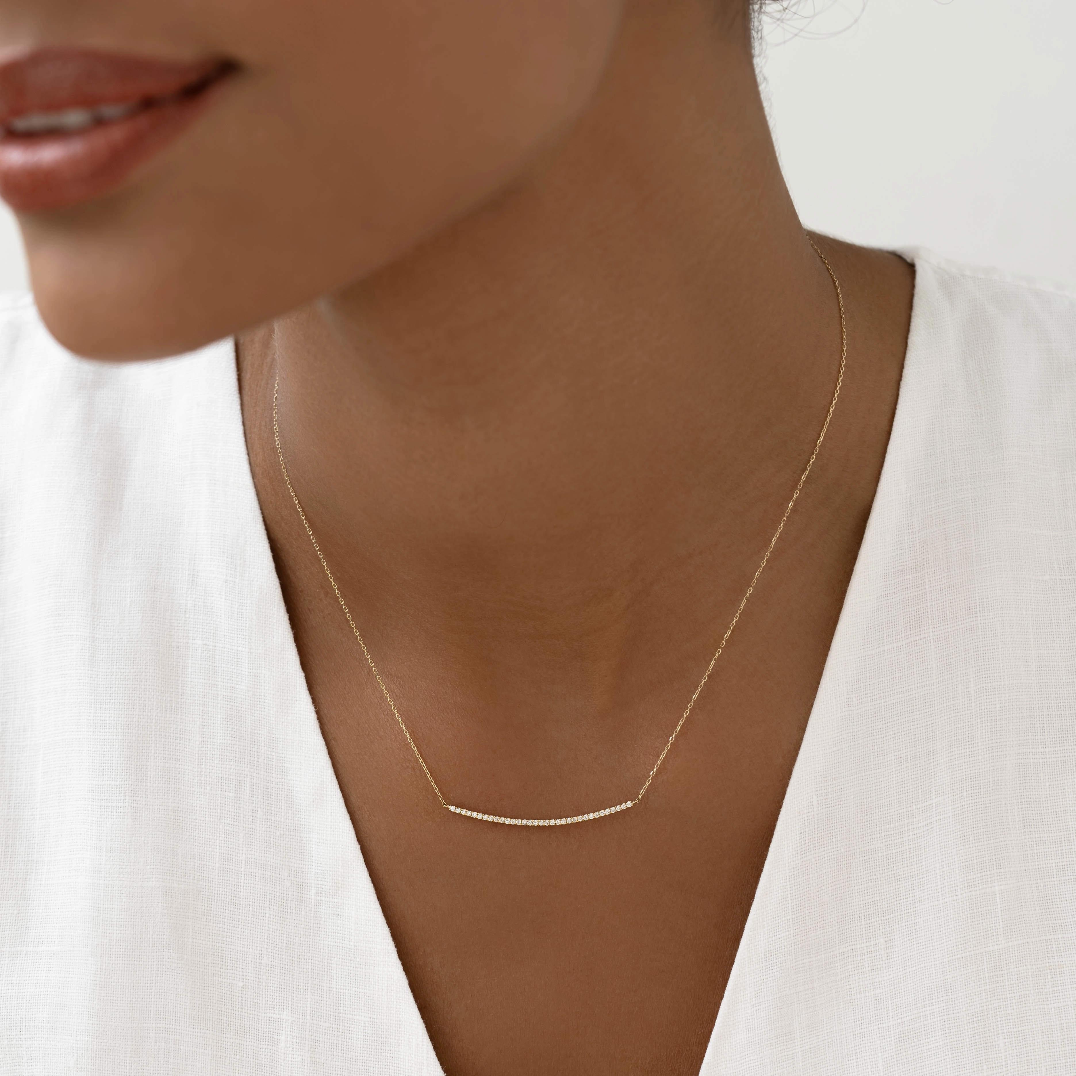 Diamond Curved Bar Necklace 14k Gold - Laia Beach Vibes Gifting Vibes