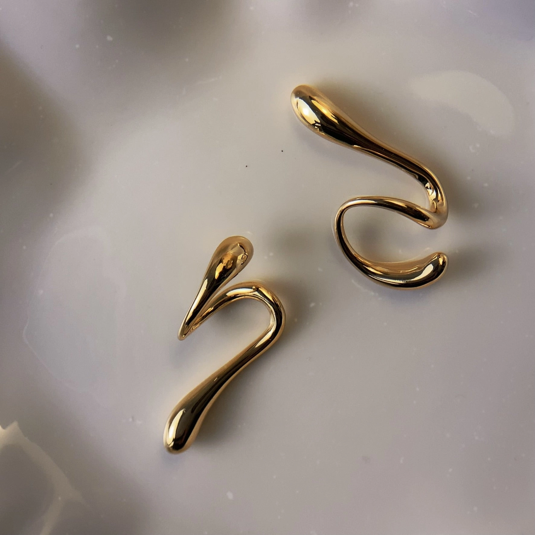 Silhouette Contemporary Ear Cuff Contemporary accessory Magnificent Accessory