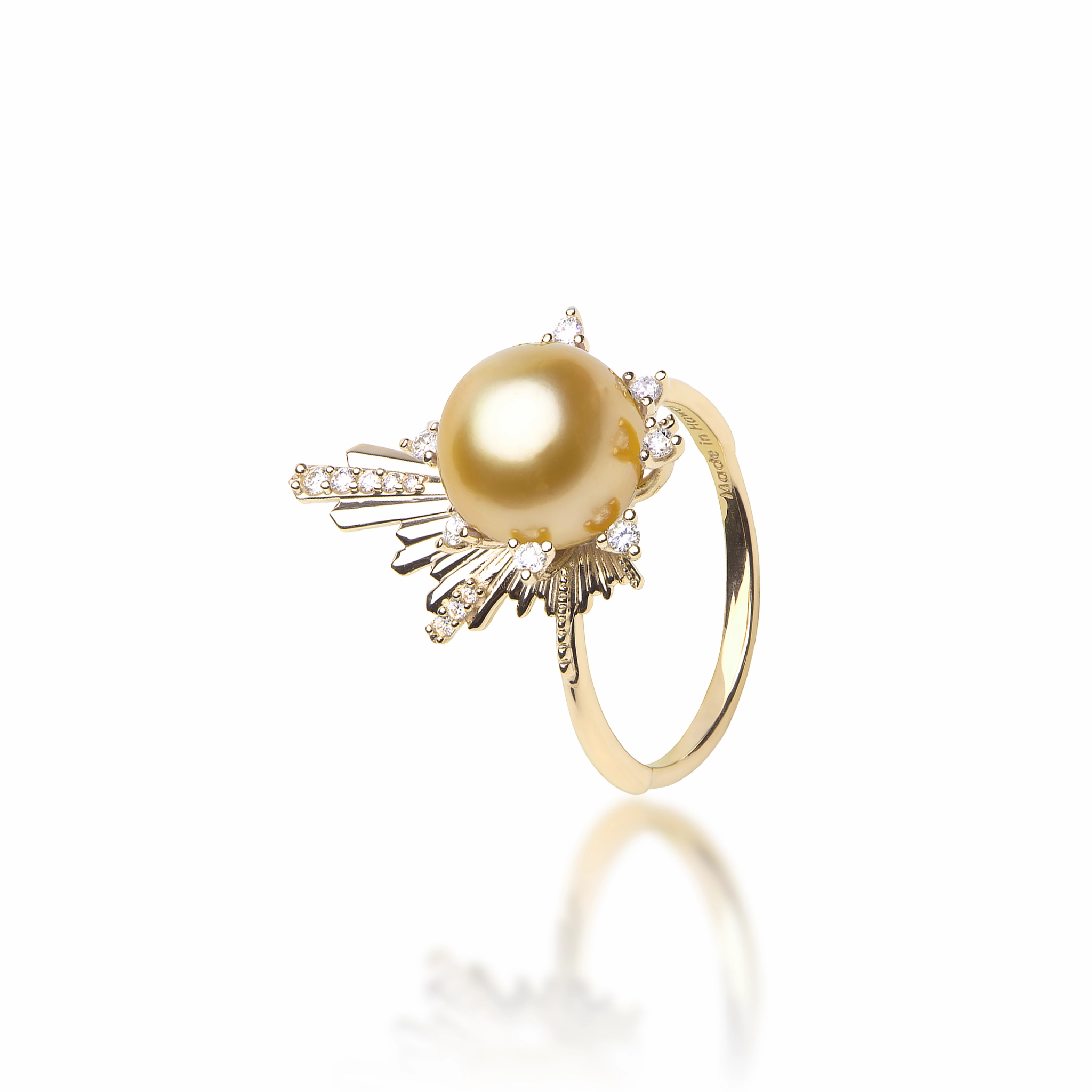 Personal Present Excellent Decoration E Ho???la South Sea Gold Pearl Ring in Gold with Diamonds - 21mm