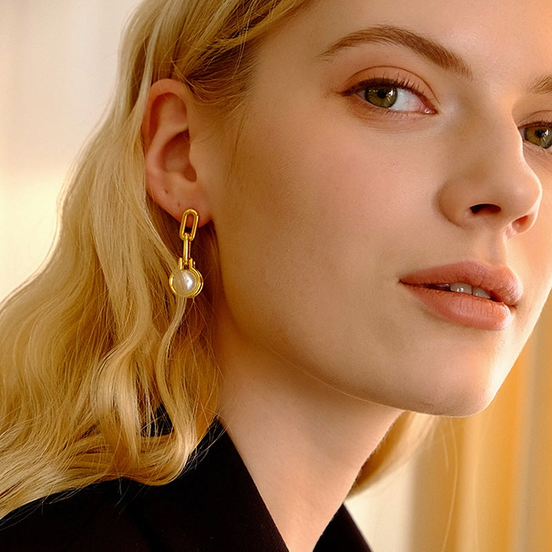 Eden Pearl Linked Chain Dangle Earrings Star-Shaped Piece