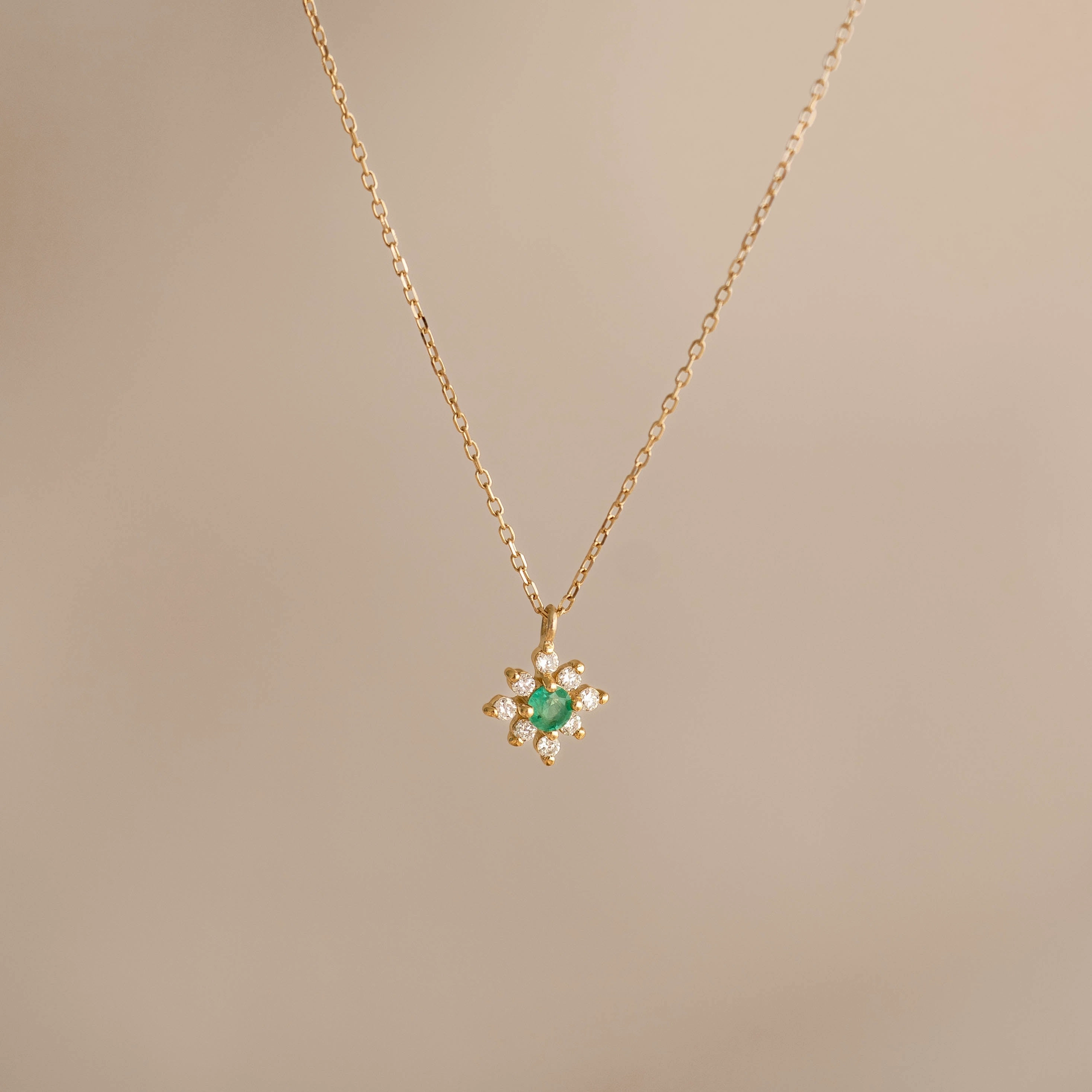 Emerald Flower Pendant Necklace 14k Gold - Inga Evening Glam
