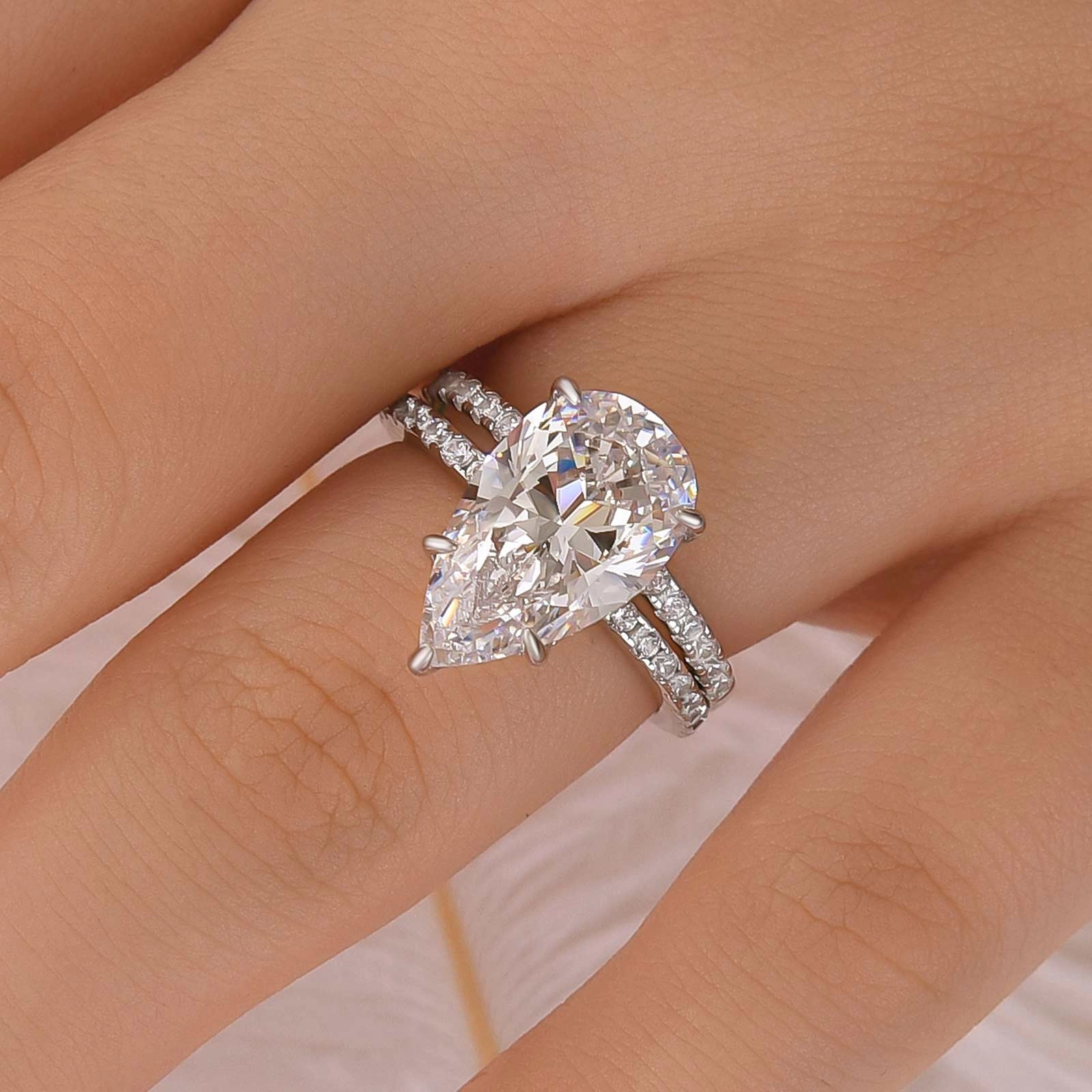 Unique Radiance Excellent 4.5Ct Pear Cut Wedding Ring Set With Classic Wedding Band