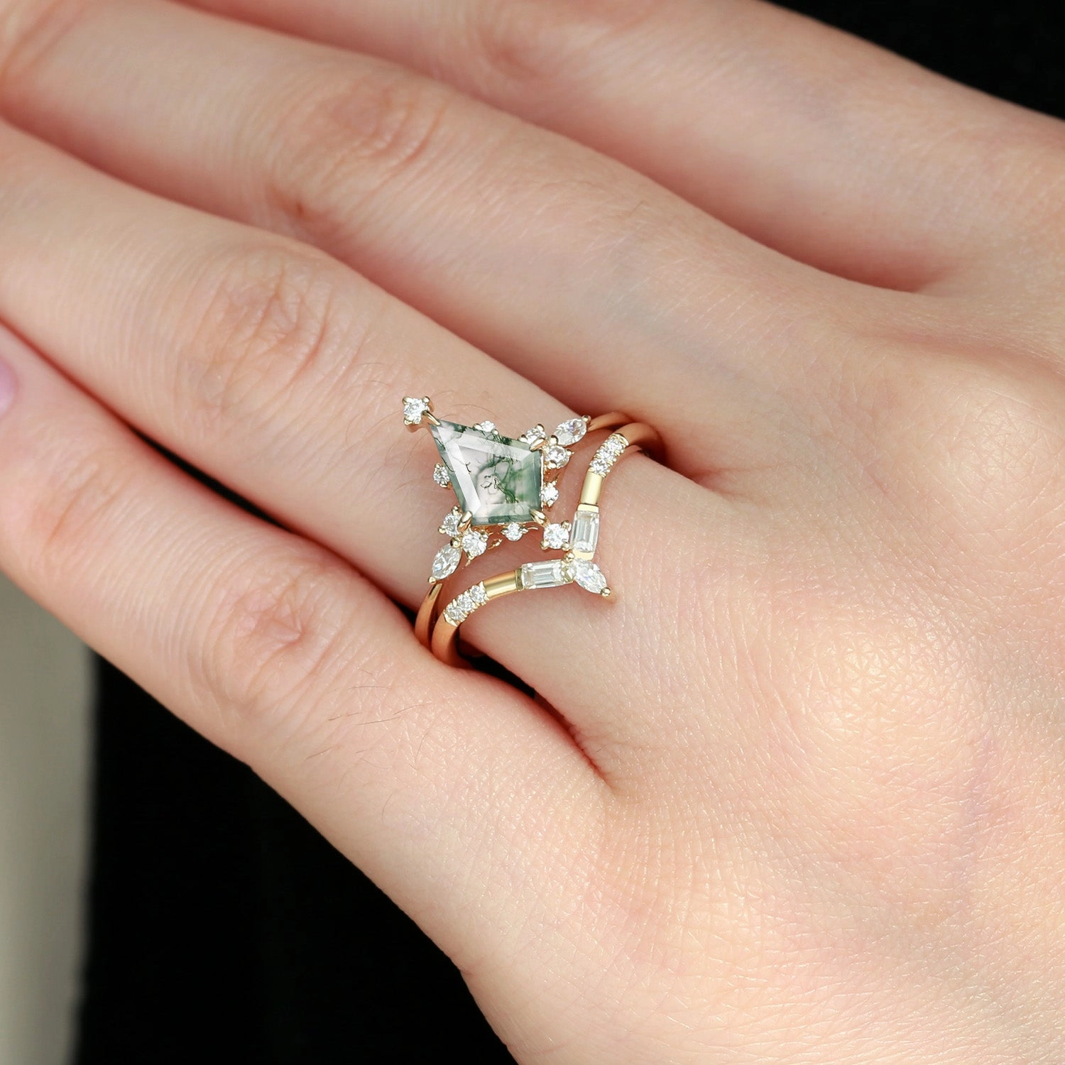 Unique Moss Agate Star Kite Engagement Ring Set 2pcs - Isla Polished Detail Dazzling Touch