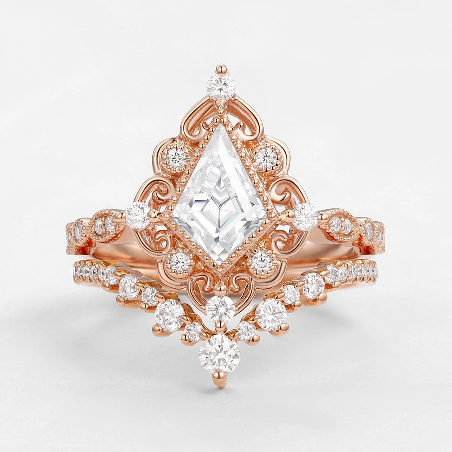 Kite Cut Moissanite Vintage Art Deco Engagement Ring Set 2pcs Effortless Elegance