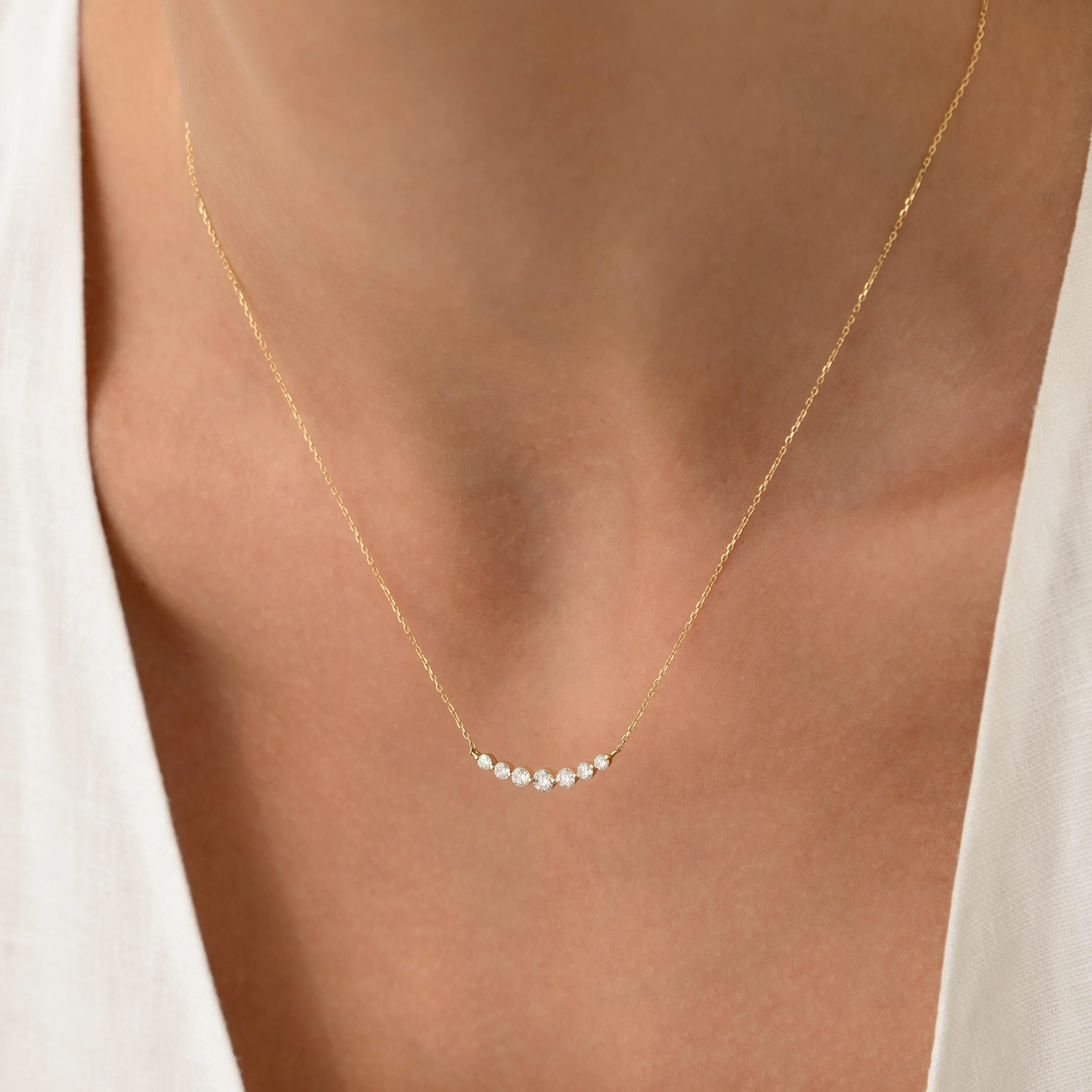 Graduated Diamond Necklace 14k Gold - Caterina Exclusive Style Fine Piece