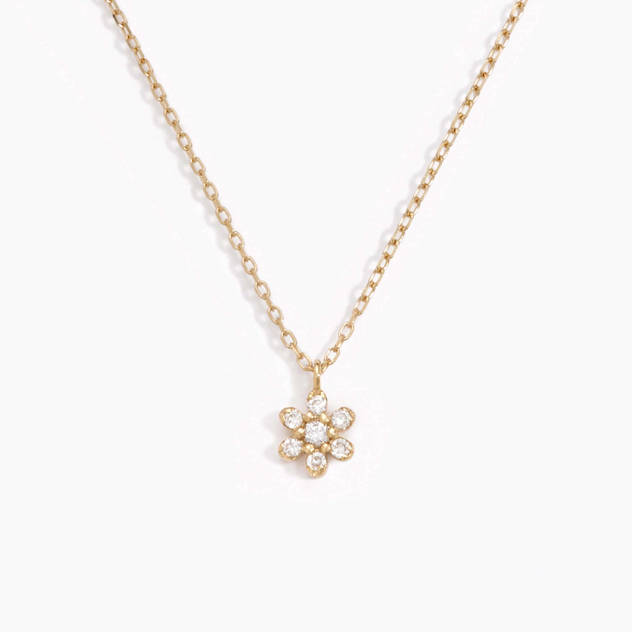Everyday Appeal Timeless elegance Diamond Flower Necklace 14k Gold - Haldis