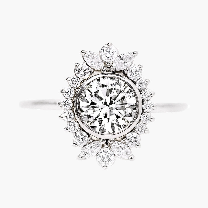 Round Lace Vintage Engagement Ring in Sterling Silver Shimmering Detail
