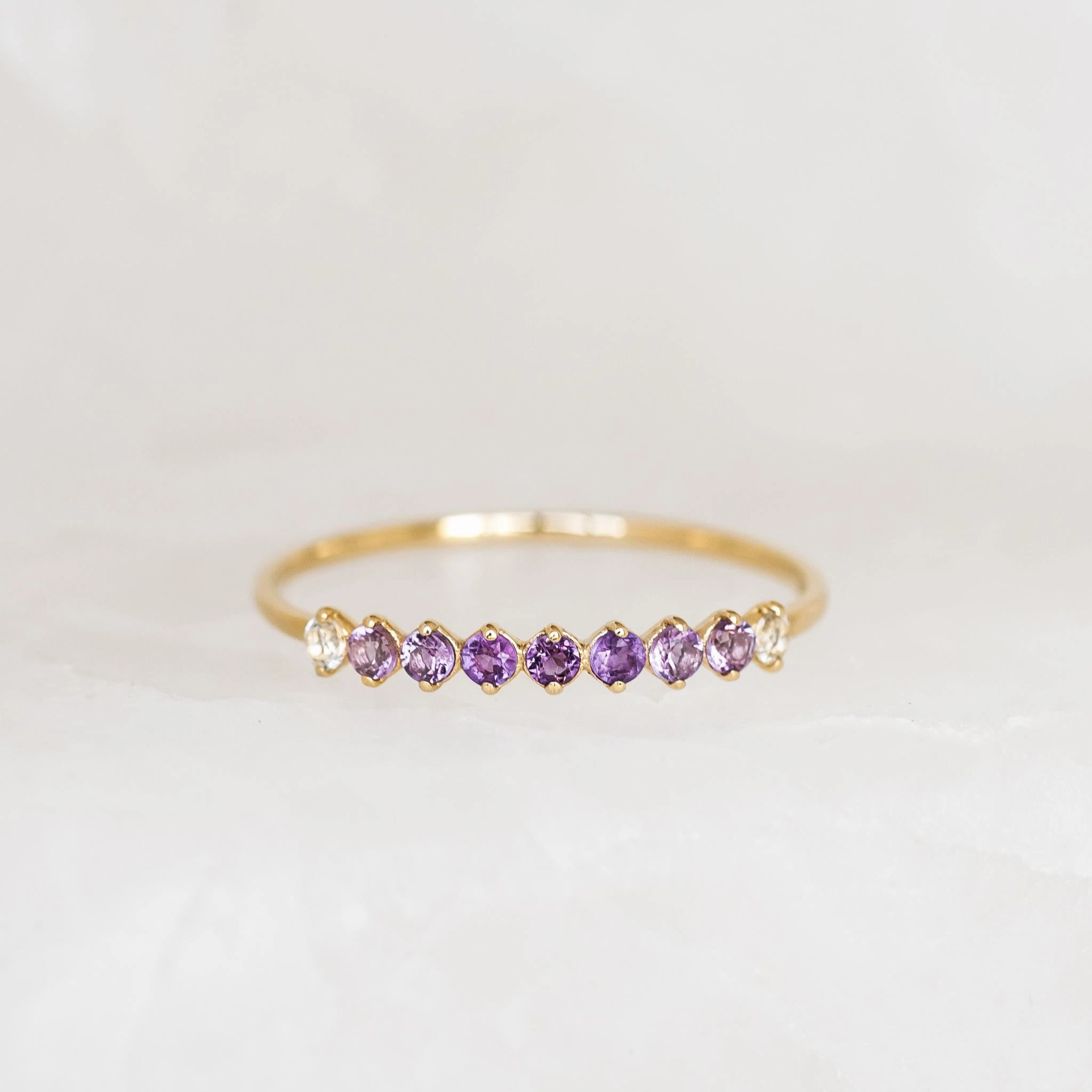 Simple Texture February Birthstone Ring 14k Gold - Ombre Amethyst